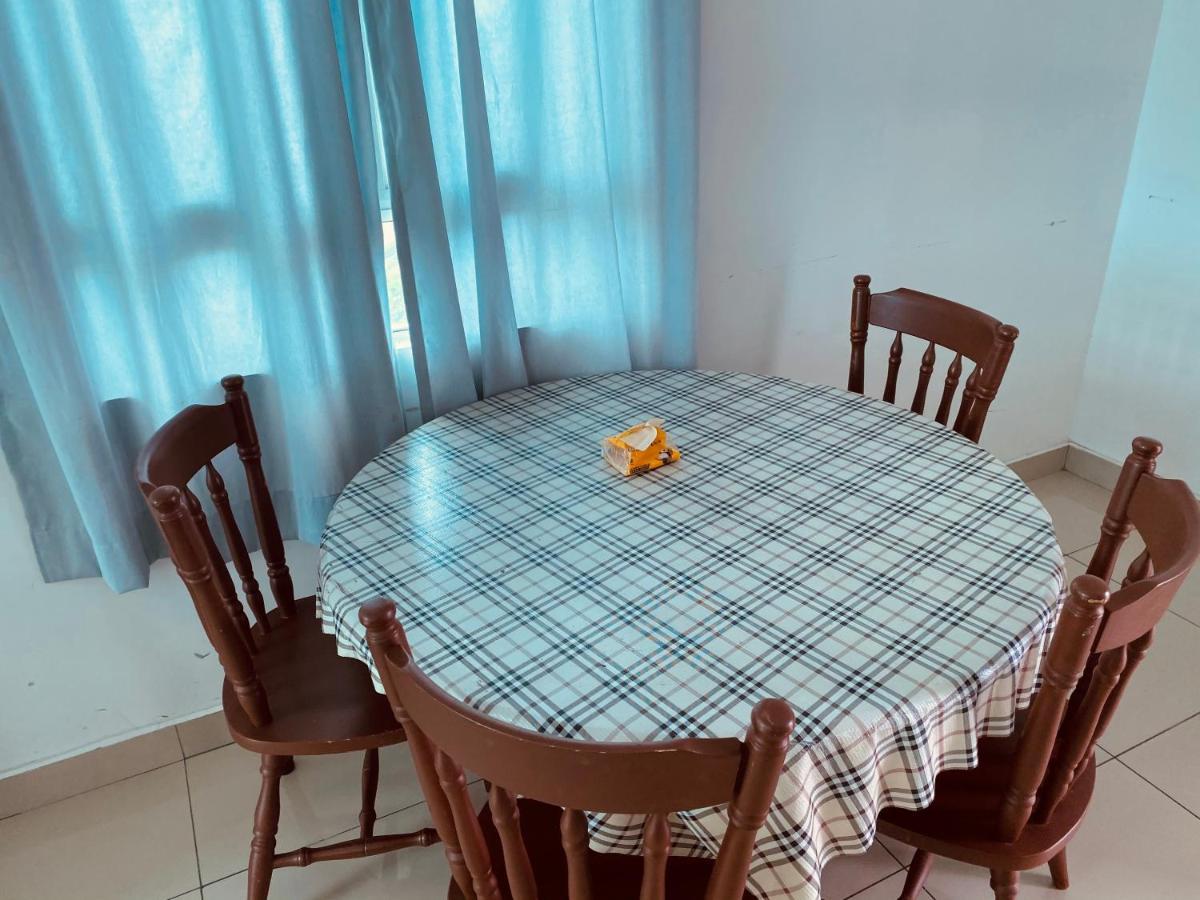 Spice Tunas 3B2B House Bayan Lepas Buitenkant foto