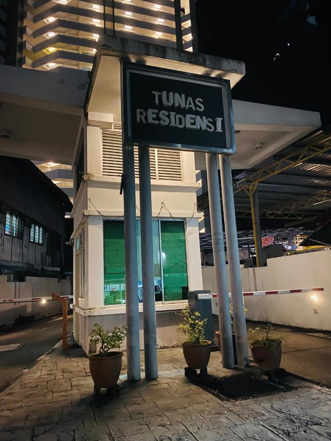 Spice Tunas 3B2B House Bayan Lepas Buitenkant foto